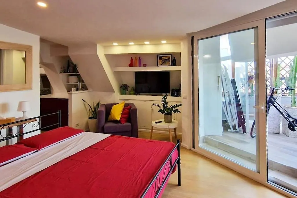 Penthouse Utopoli -Porta Portese Rome 0*,  Italy