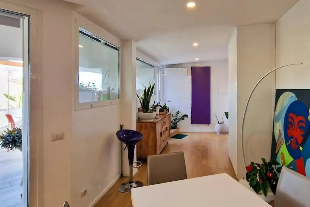 Penthouse Utopoli -Porta Portese Rome Apartment