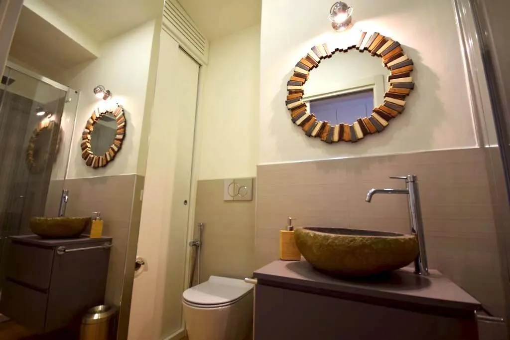 Apartment Penthouse Utopoli -Porta Portese Rome Italy